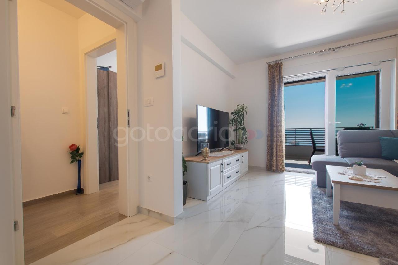 Sea View Apartment Ljiljana Makarska Buitenkant foto
