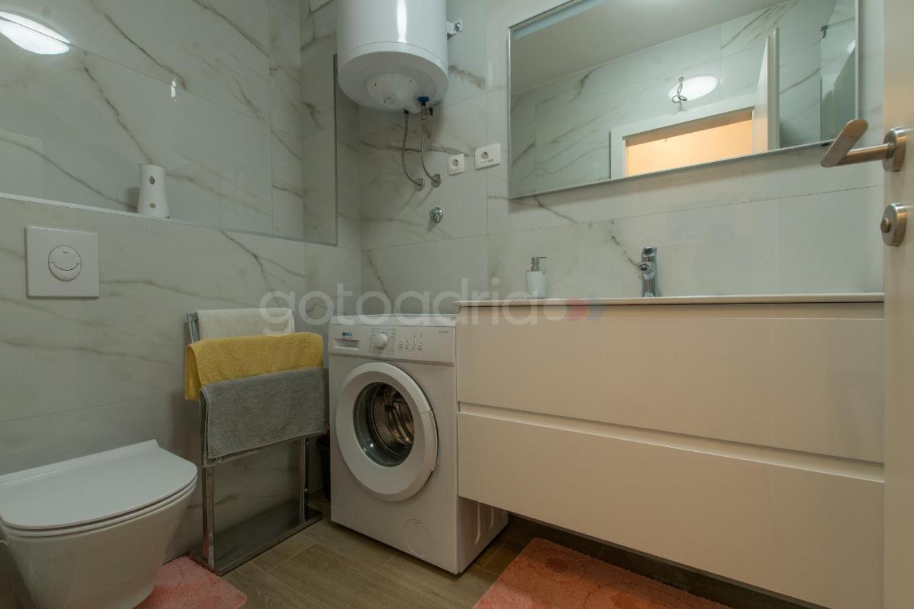 Sea View Apartment Ljiljana Makarska Buitenkant foto