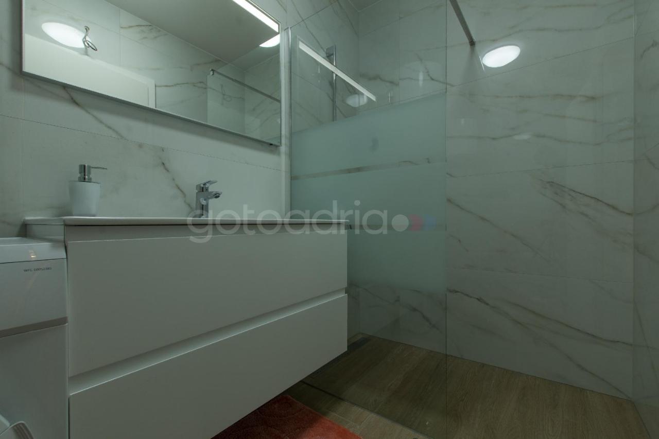 Sea View Apartment Ljiljana Makarska Buitenkant foto